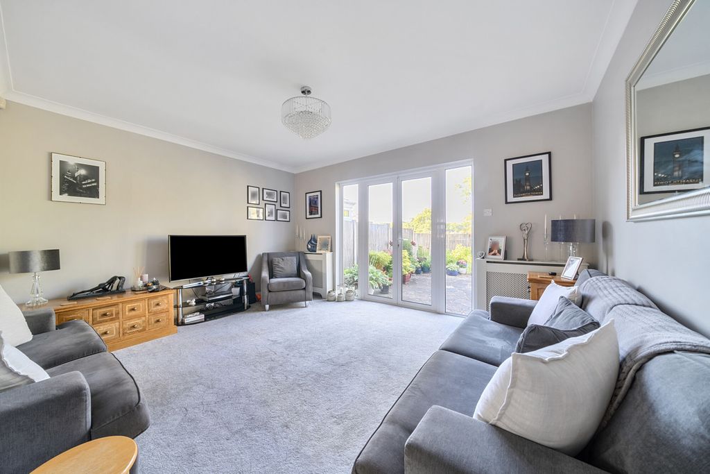 Property photo 2 of 21 1311038-3-6851Bce...