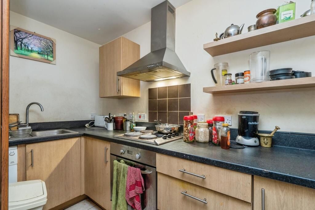 Property photo 2 of 8