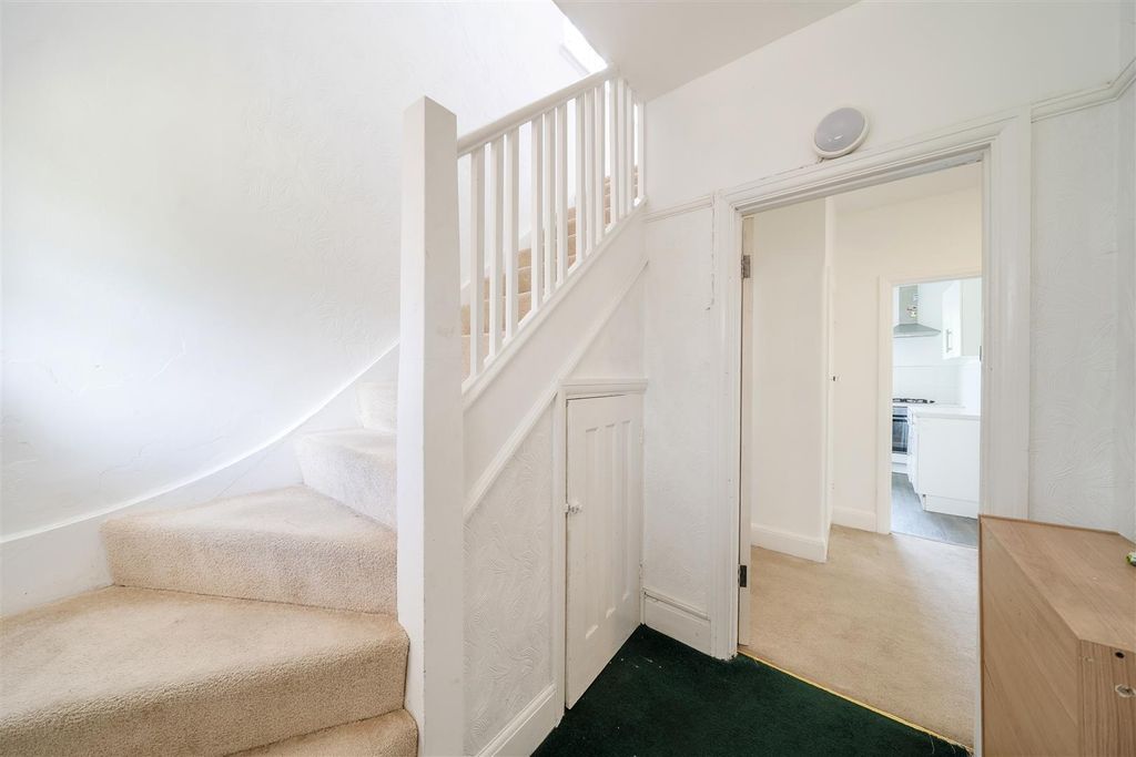 Property photo 2 of 16 Ground Floor Entrance Hall..Jpg
