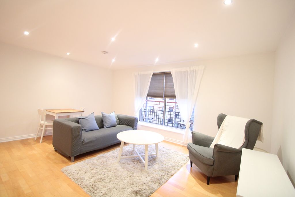Property photo 2 of 19
