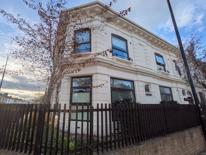 Property photo 1 of 5 Photo 5