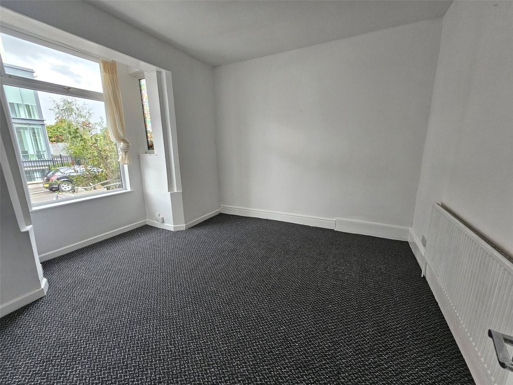 Property photo 2 of 6 Picture No. 17