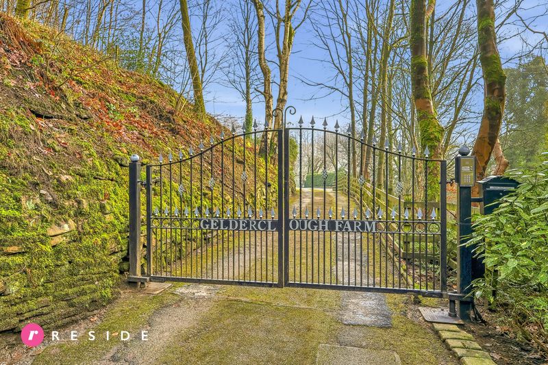 Property photo 3 of 32 Gate