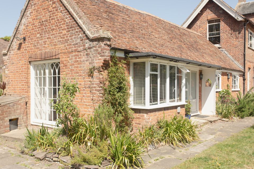 Property photo 2 of 26