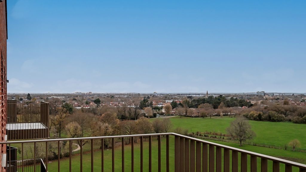 Property photo 3 of 17