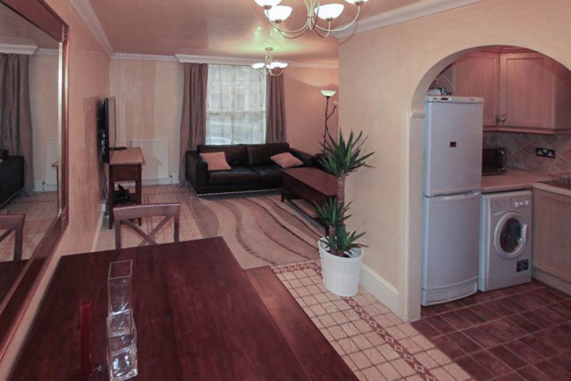 Property photo 3 of 8 Photo 11