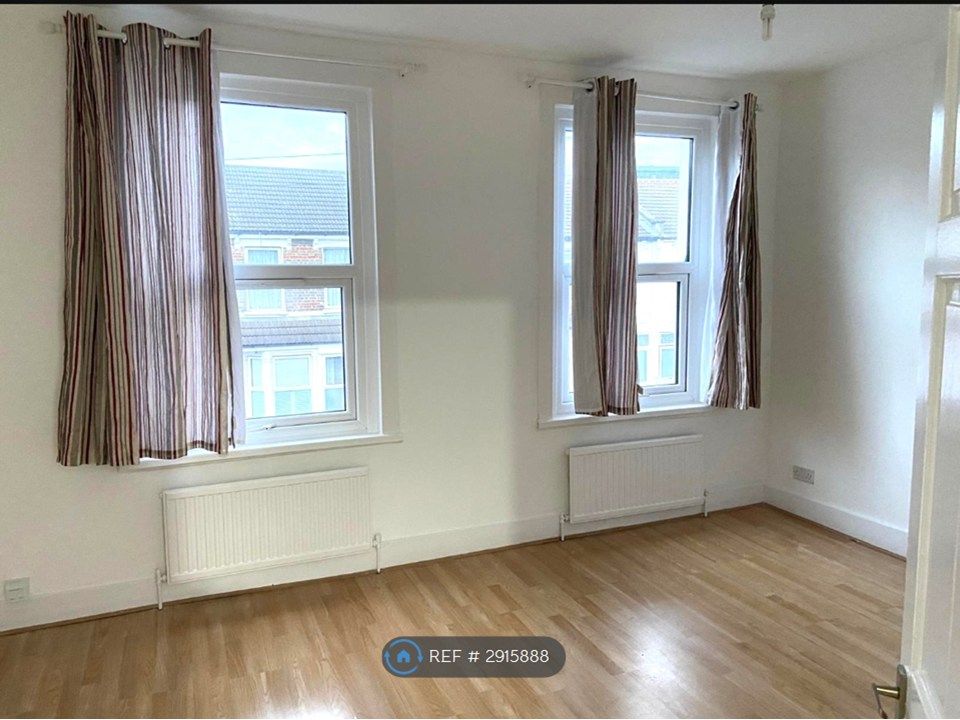 Property photo 2 of 7