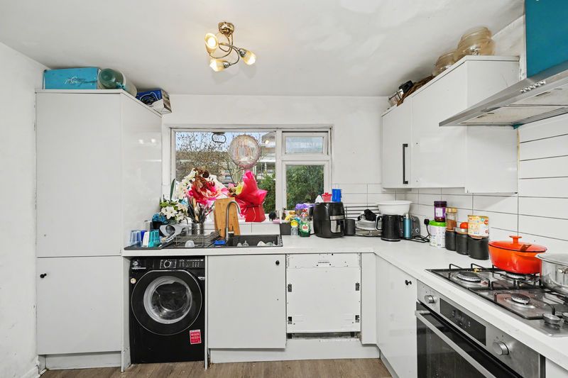 Property photo 3 of 18 Photo 8