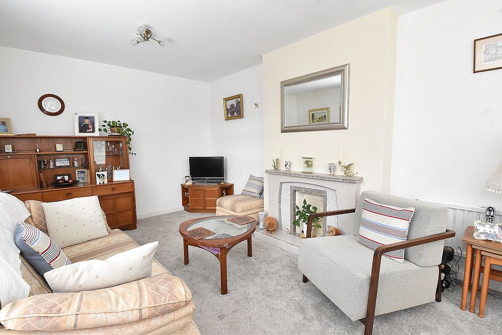 Property photo 2 of 15 Picture No. 05