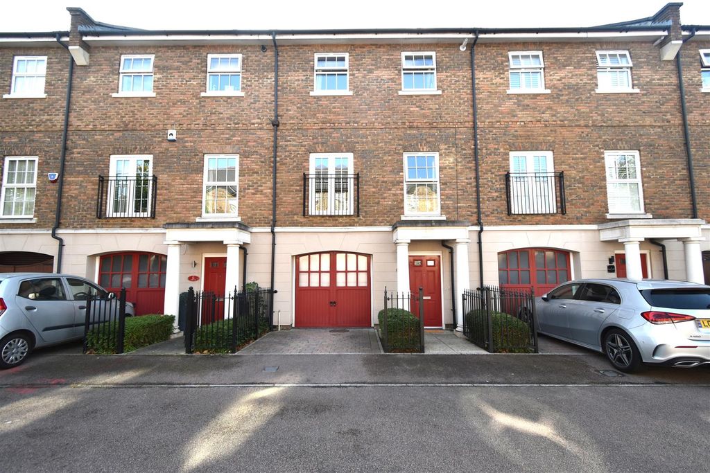 Property photo 1 of 19