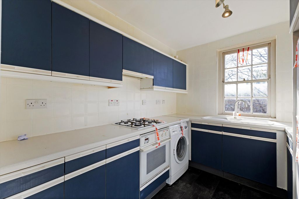 Property photo 2 of 11 Image