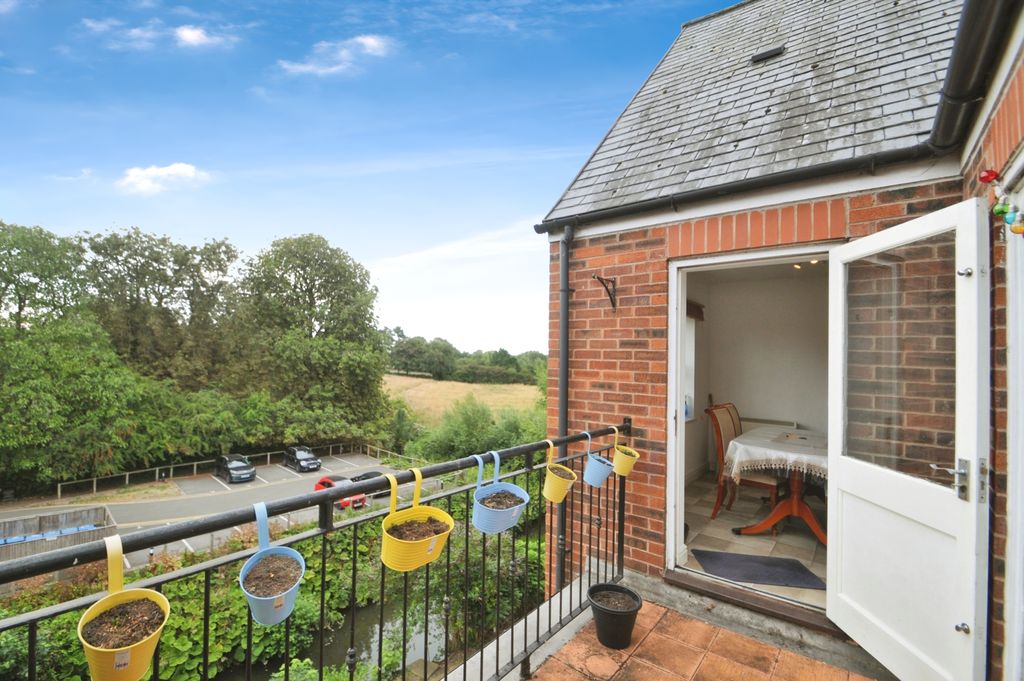 Property photo 2 of 20 Nursery002