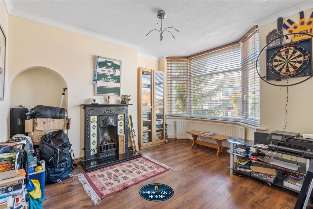 Property photo 3 of 22 85 Westcotes (11 Of 23).Jpg