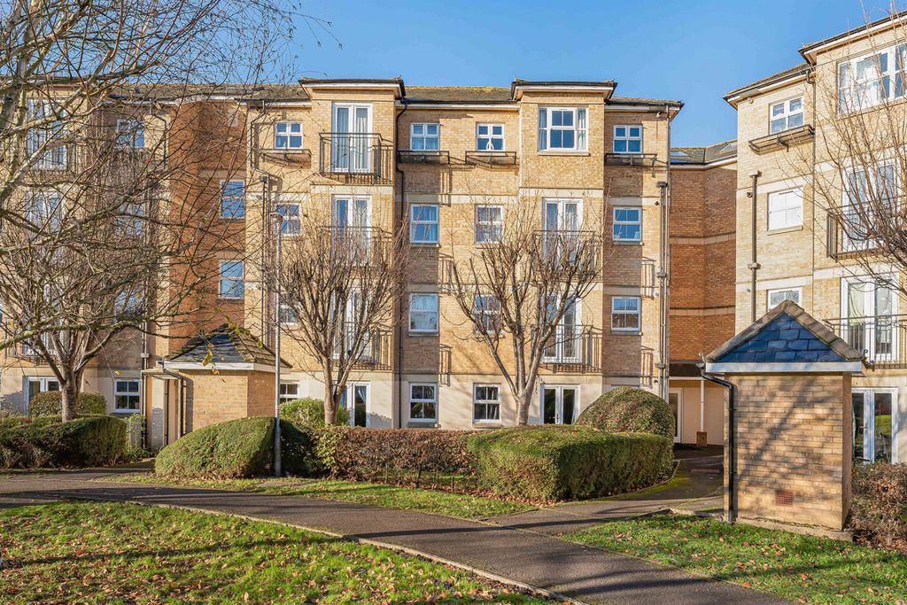 Property photo 1 of 22