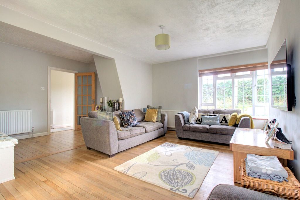 Property photo 3 of 13 Picture No. 04