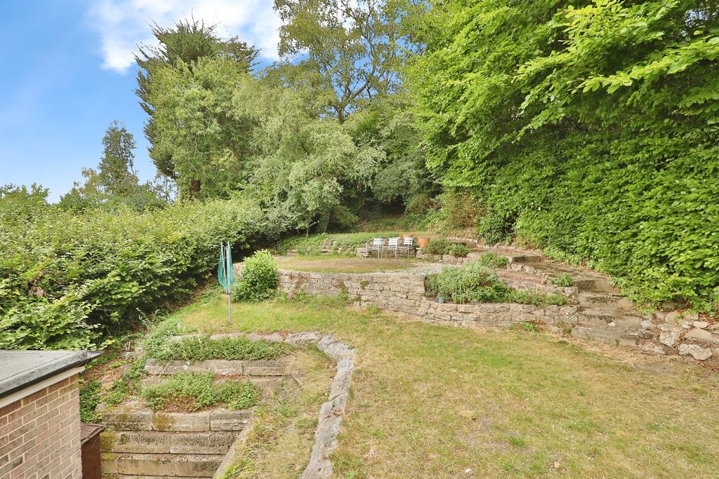 Property photo 3 of 20