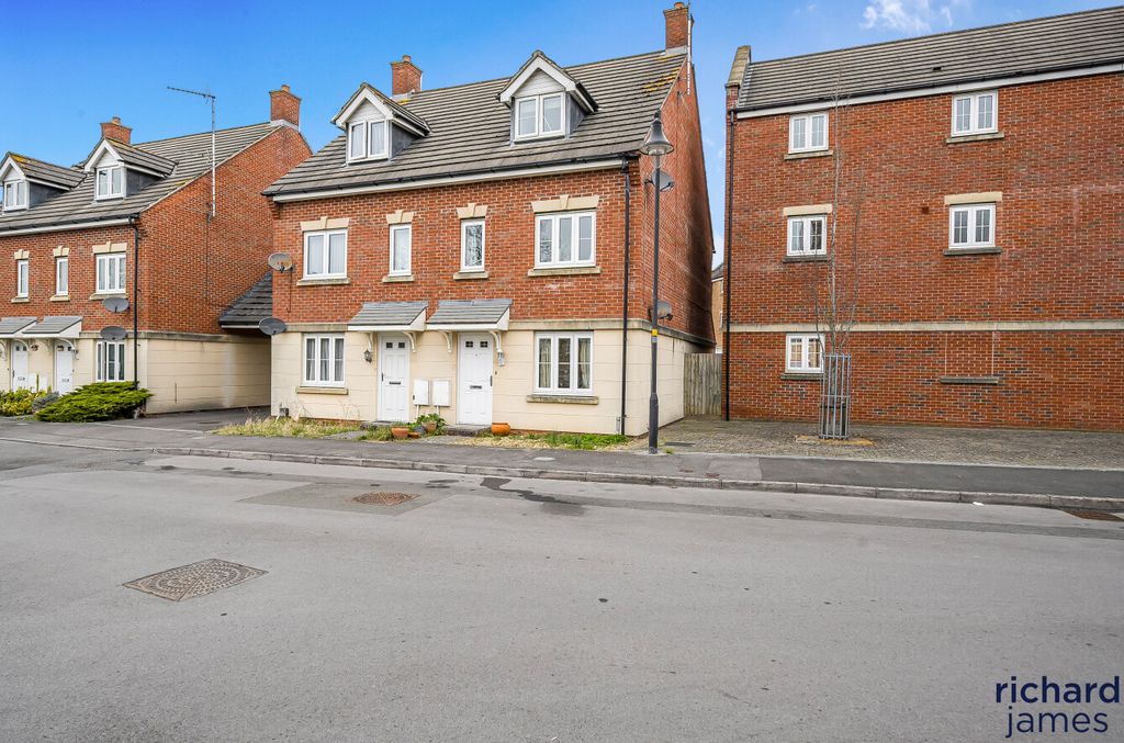 Property photo 1 of 11 Cf15Caabff334674Bf5A4291A55009Aa