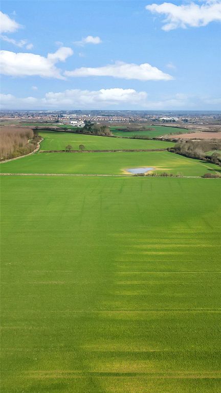 Property photo 3 of 8 Land