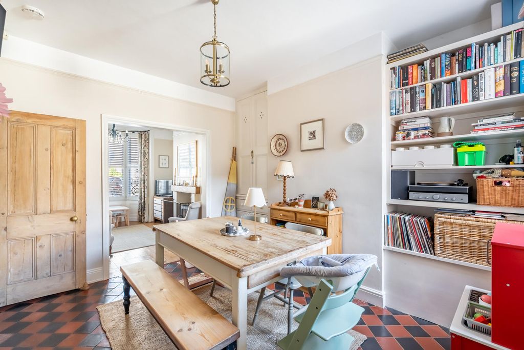 Property photo 3 of 18 Dining Room