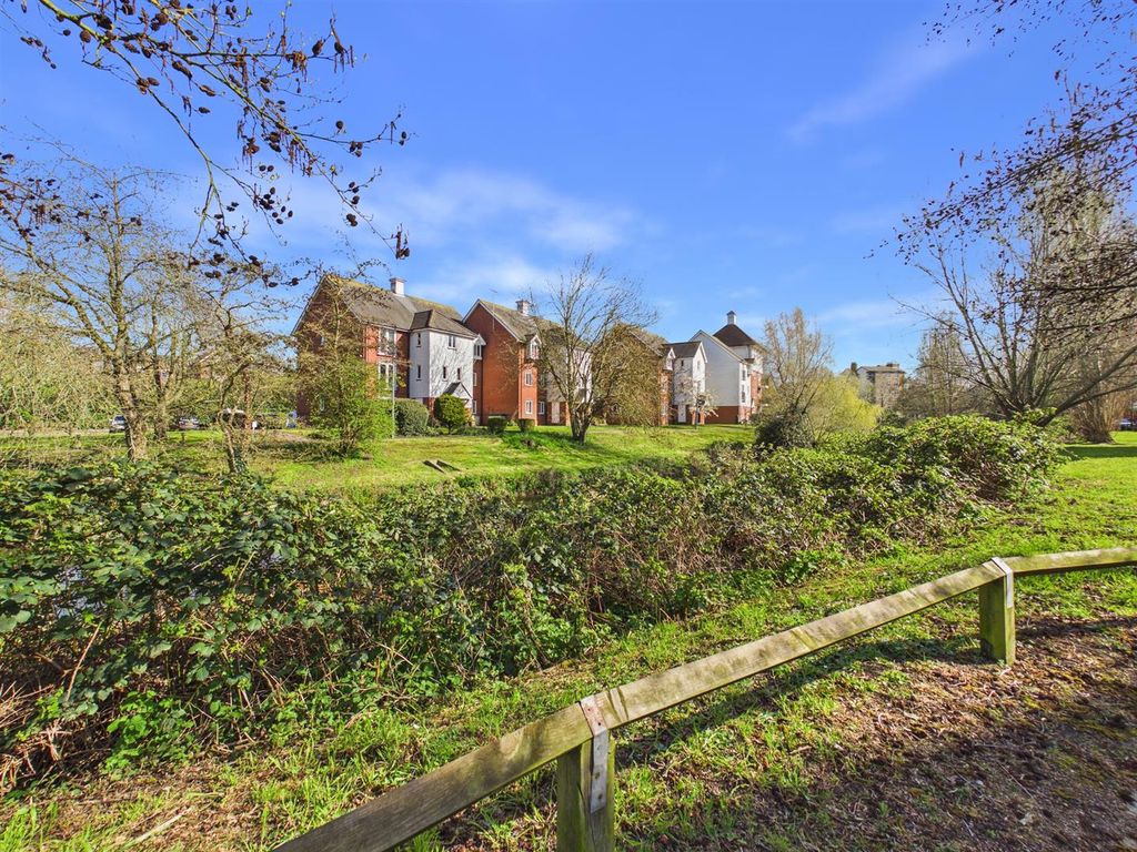 Property photo 3 of 15 Outside