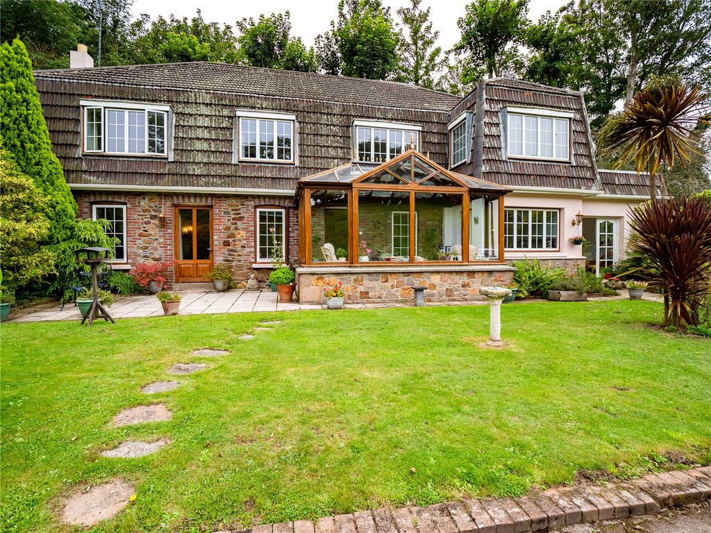 Property photo 1 of 16 Main