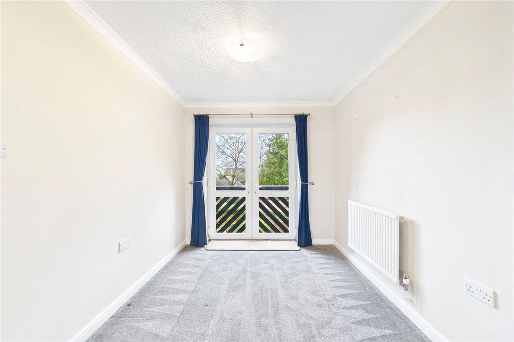 Property photo 3 of 12 Picture No. 23