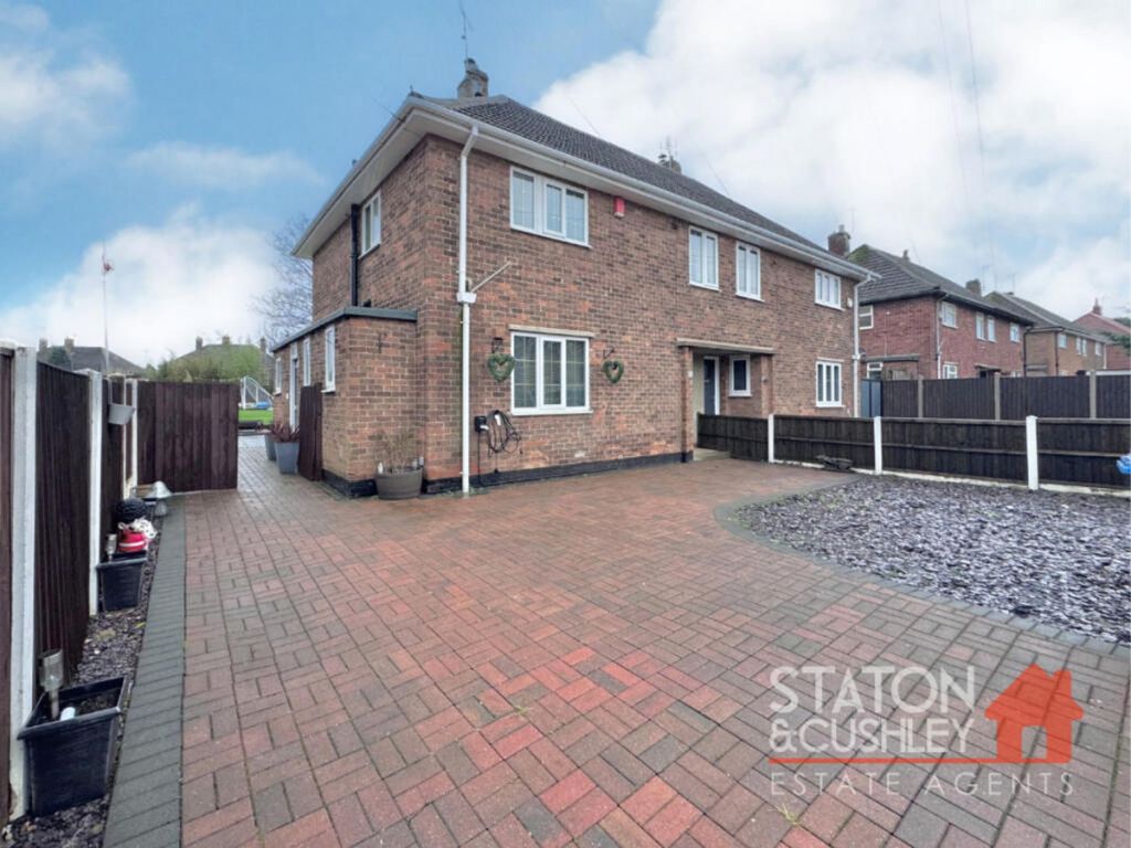 Property photo 1 of 32