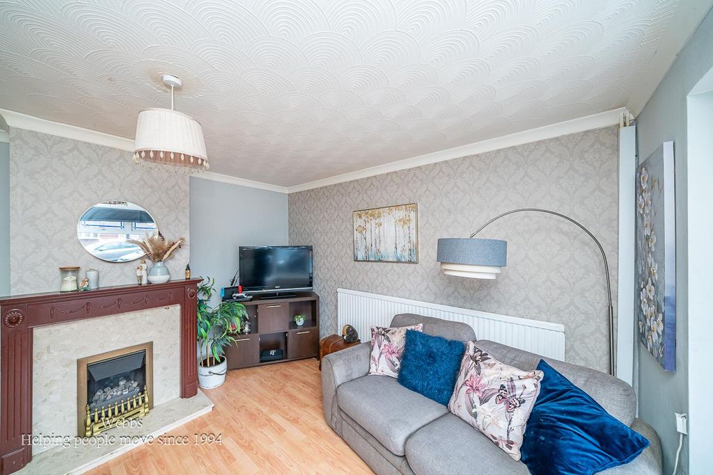 Property photo 3 of 24 Webbs-2.Jpg