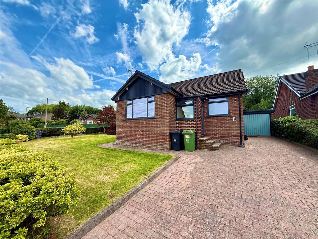Property photo 1 of 18