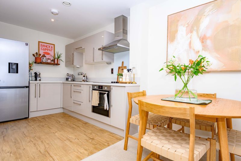 Property photo 2 of 17 Kitchen