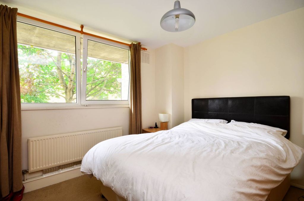 Property photo 3 of 7