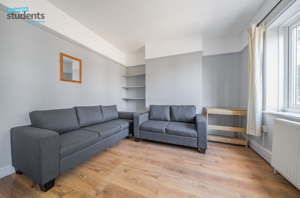 Property photo 1 of 10 8Eb60c62-Bfad-4c0...