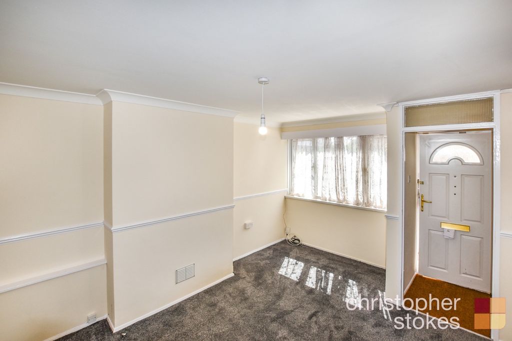 Property photo 2 of 12 4469522