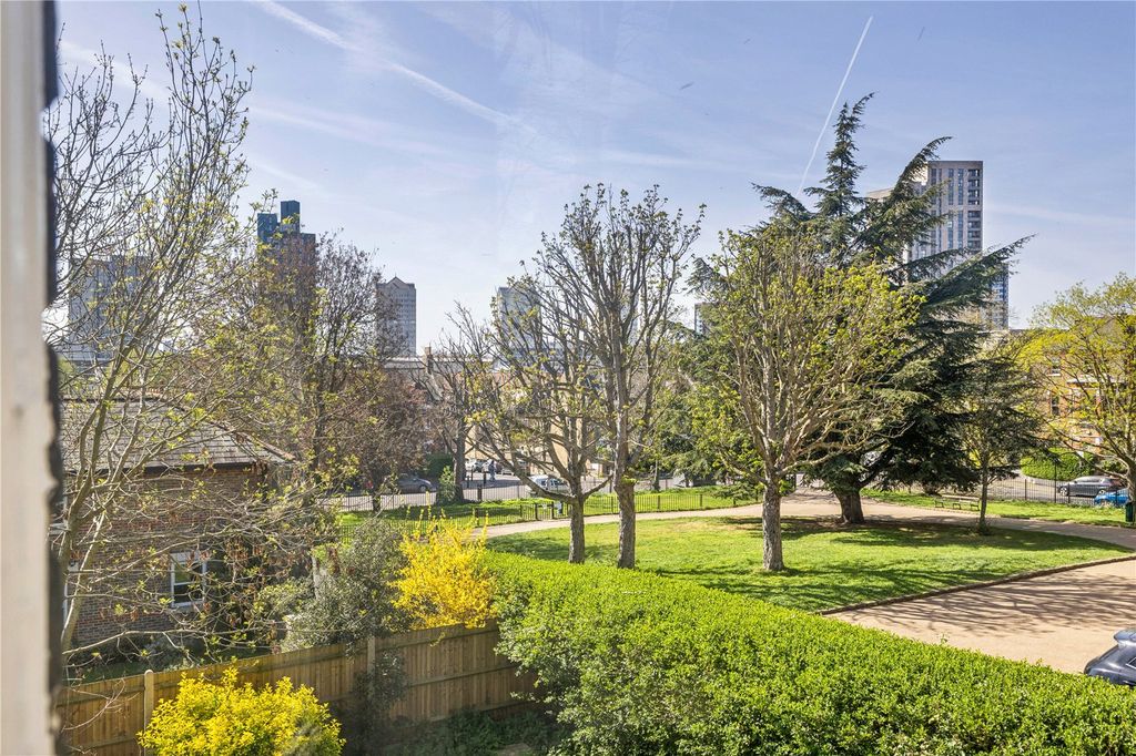 Property photo 3 of 33 Picture No. 09