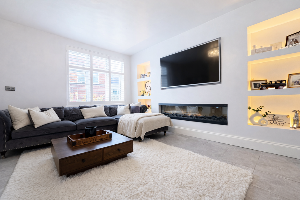 Property photo 2 of 22