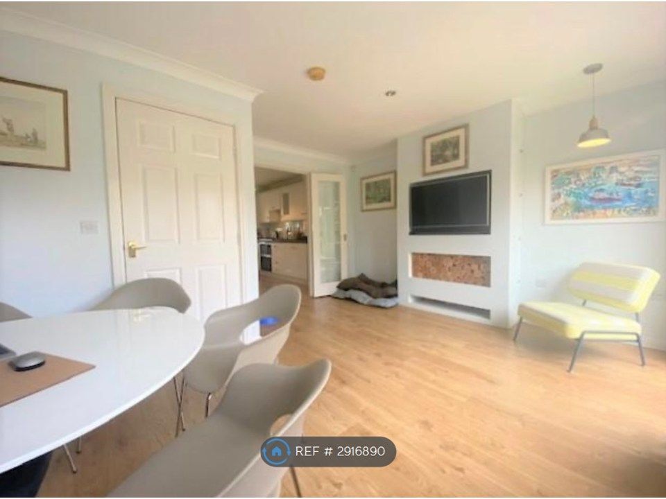 Property photo 3 of 11 Lounge (Optional Dining/Family Room)