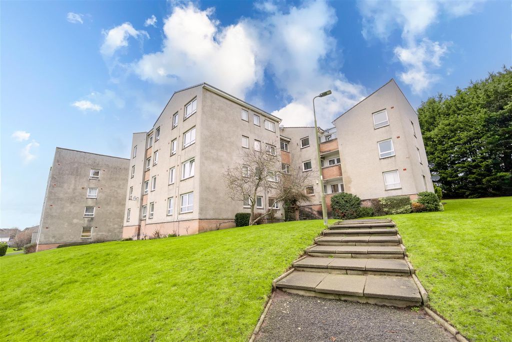 Property photo 2 of 18 Front.External.Jpg