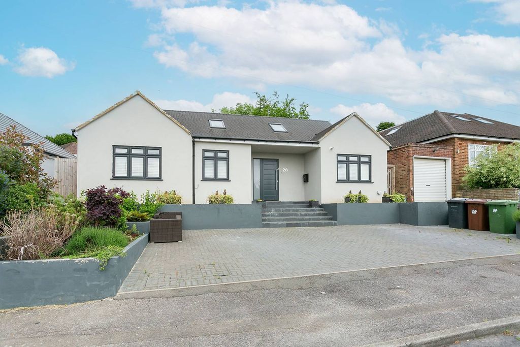 Property photo 1 of 36