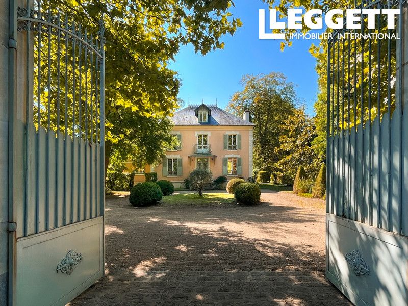 Property photo 1 of 10