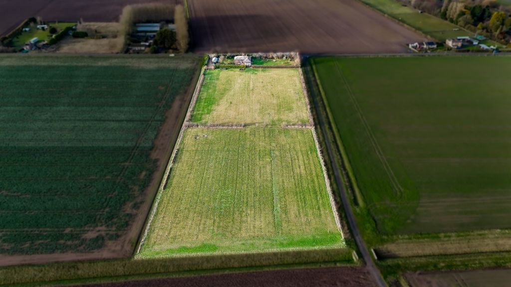 Property photo 3 of 42 4289742