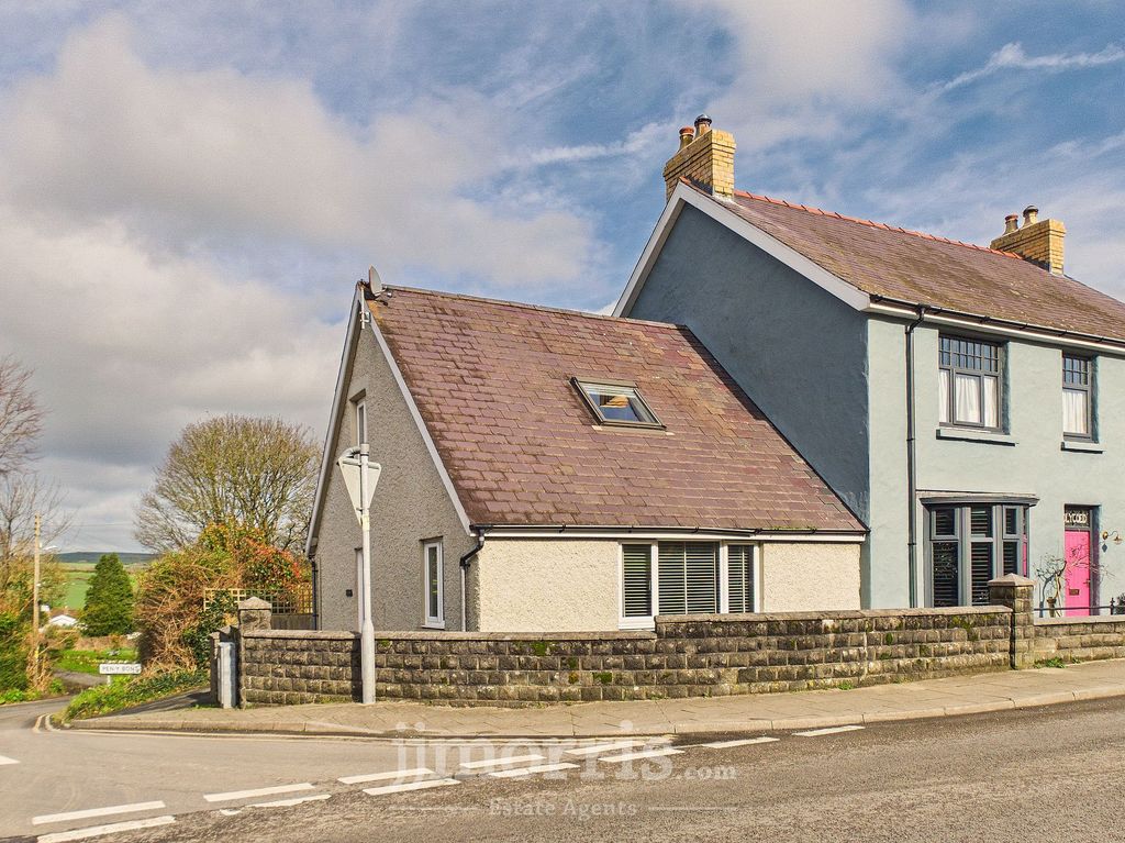 Property photo 1 of 23