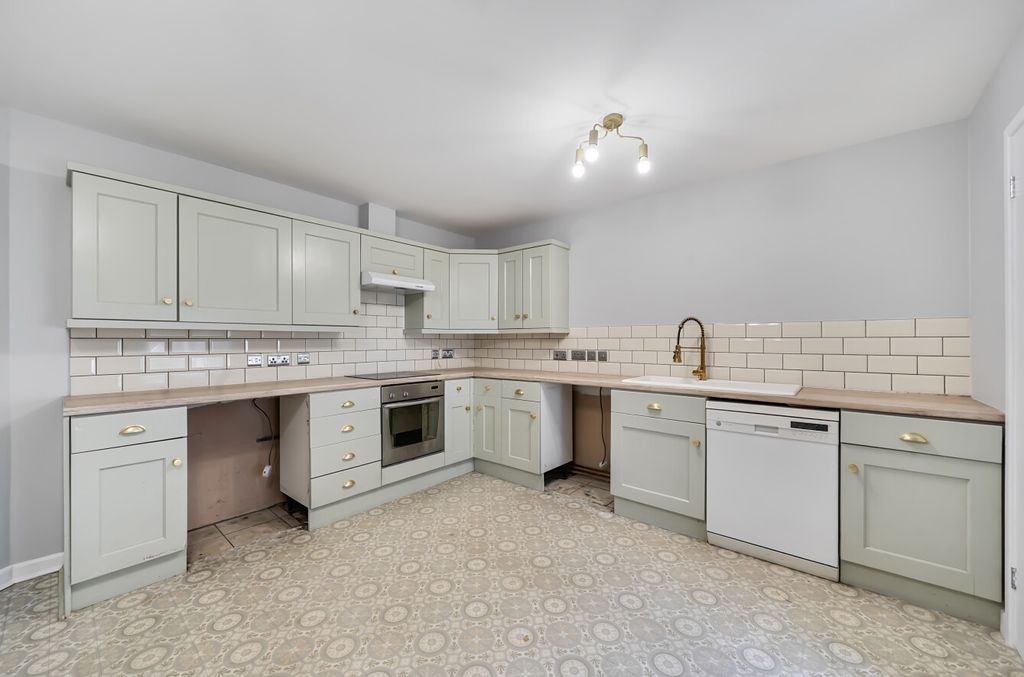 Property photo 2 of 26 1528731 (10).Jpg