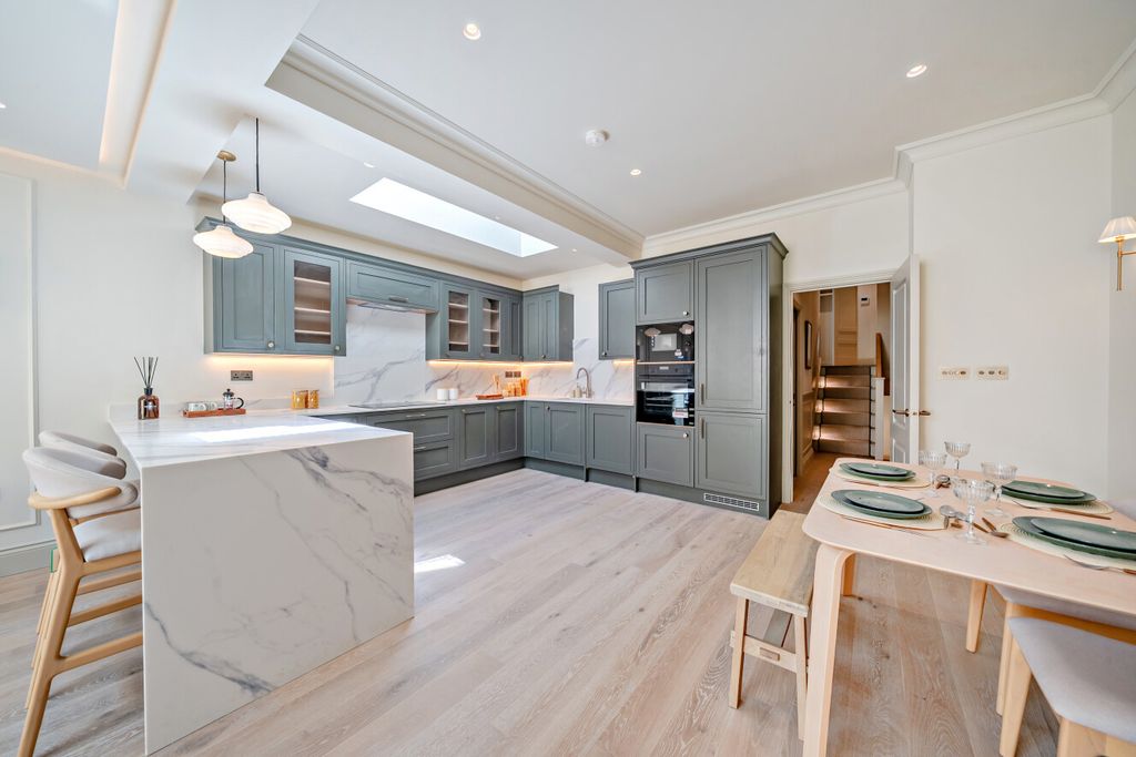 Property photo 1 of 9 1496101-5-6A69Eb9...