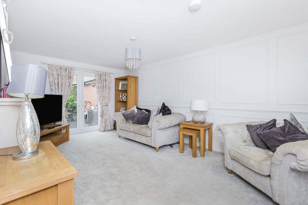 Property photo 3 of 16 Img_5869