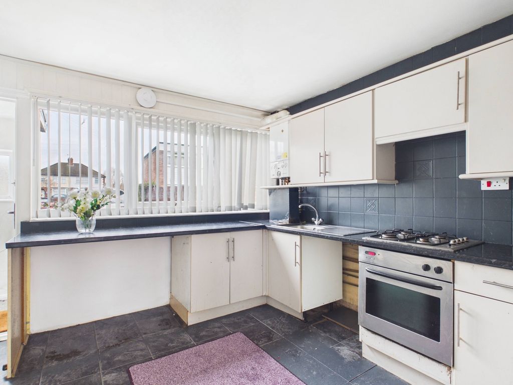 Property photo 1 of 10 Breakfast Kitchen