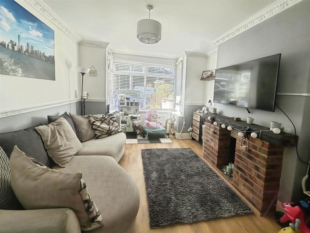 Property photo 3 of 11 4c3E4A49-Hsdrk3Qc2Kys1Rxtlujhkq.Jpg
