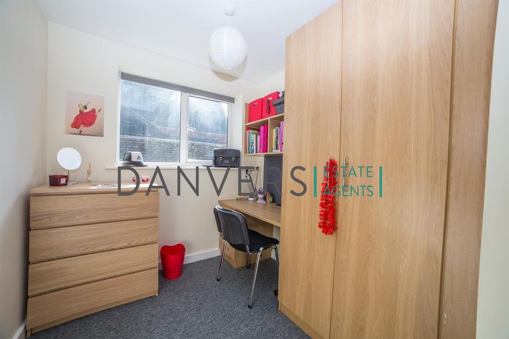 Property photo 3 of 5 Photo11.Jpg
