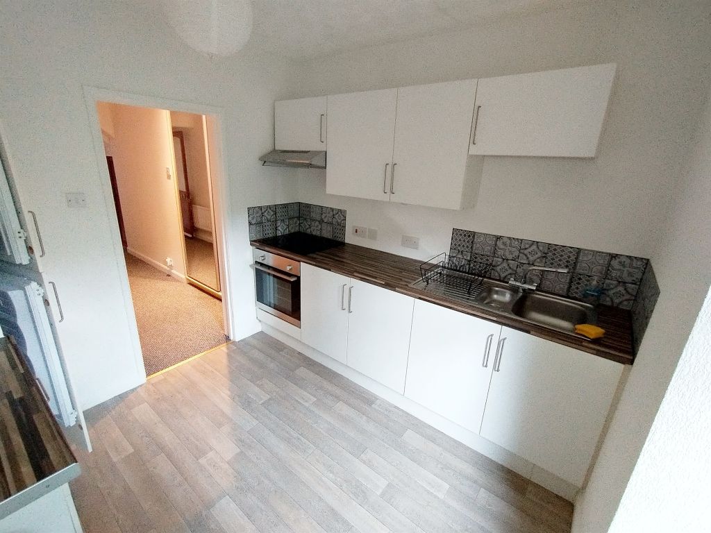 Property photo 2 of 26