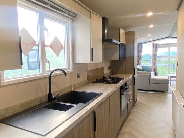 Property photo 3 of 6 Lochwood Kitchen.Jpg