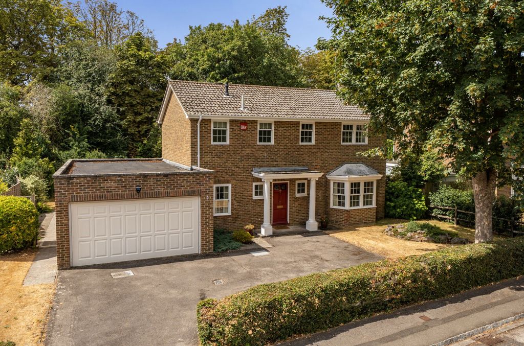 Property photo 1 of 28